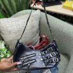 Rebel chic buckle bag