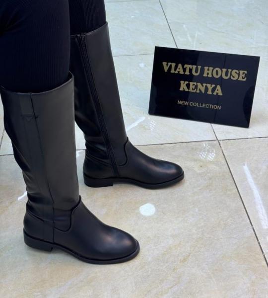 Classic Knee-high boots