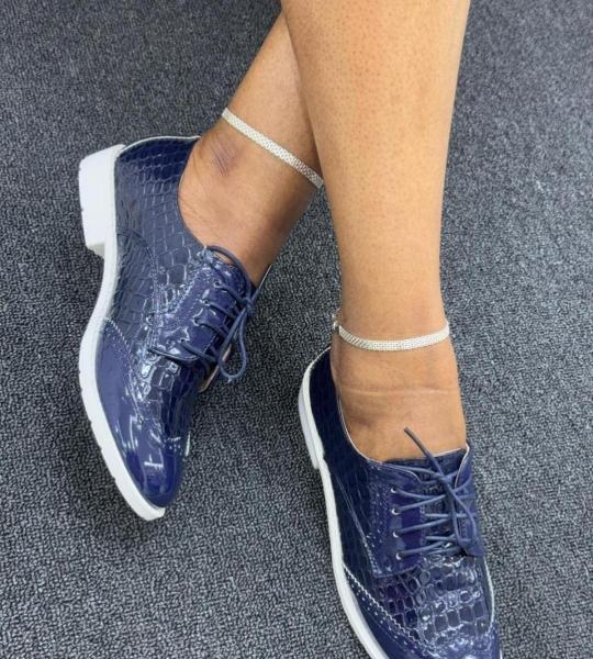 Premium glossy brogues