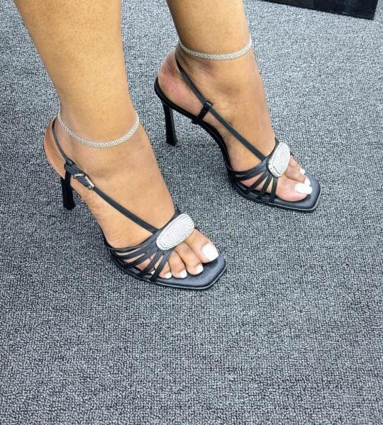 Dazzling strappy heel