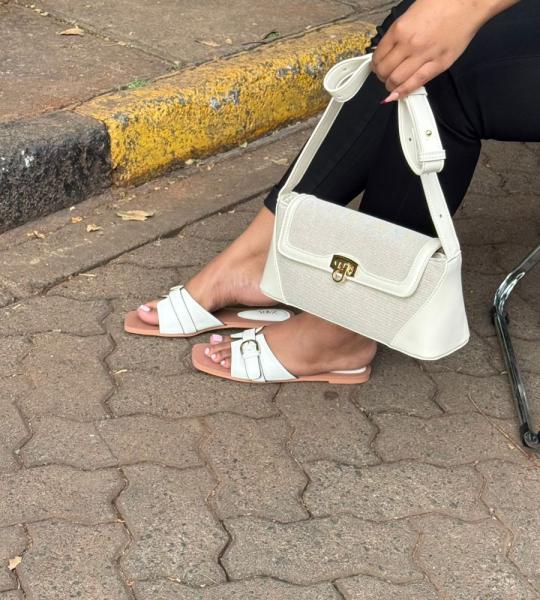 Chic sandal & bag duo