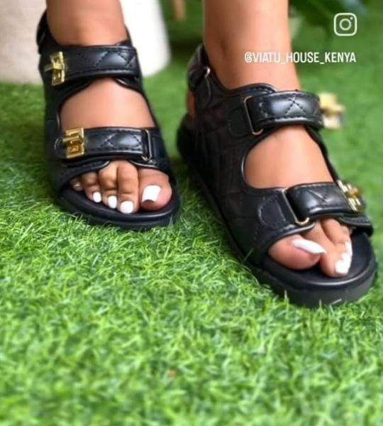 Quilted double buckle sandals