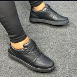 Sleek plain sneakers